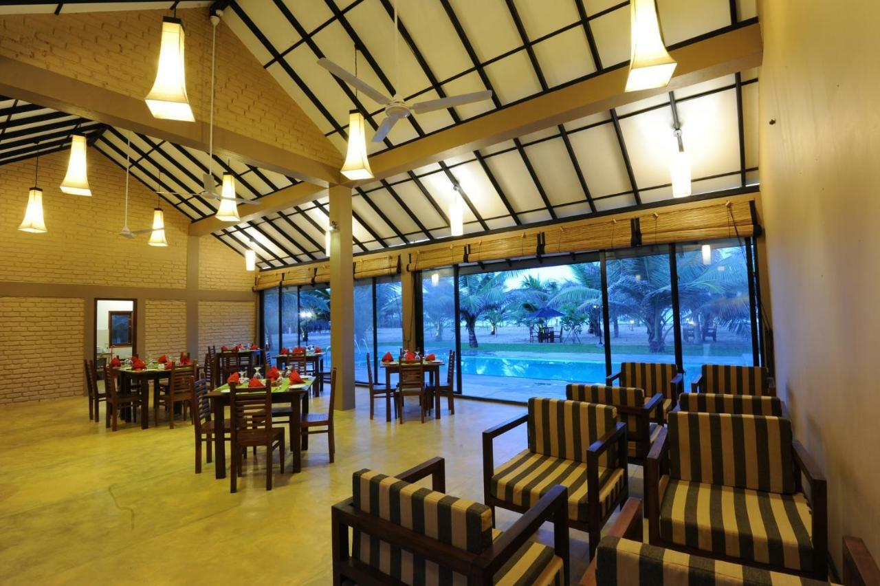 Melheim Beach 칼피티야 외부 사진