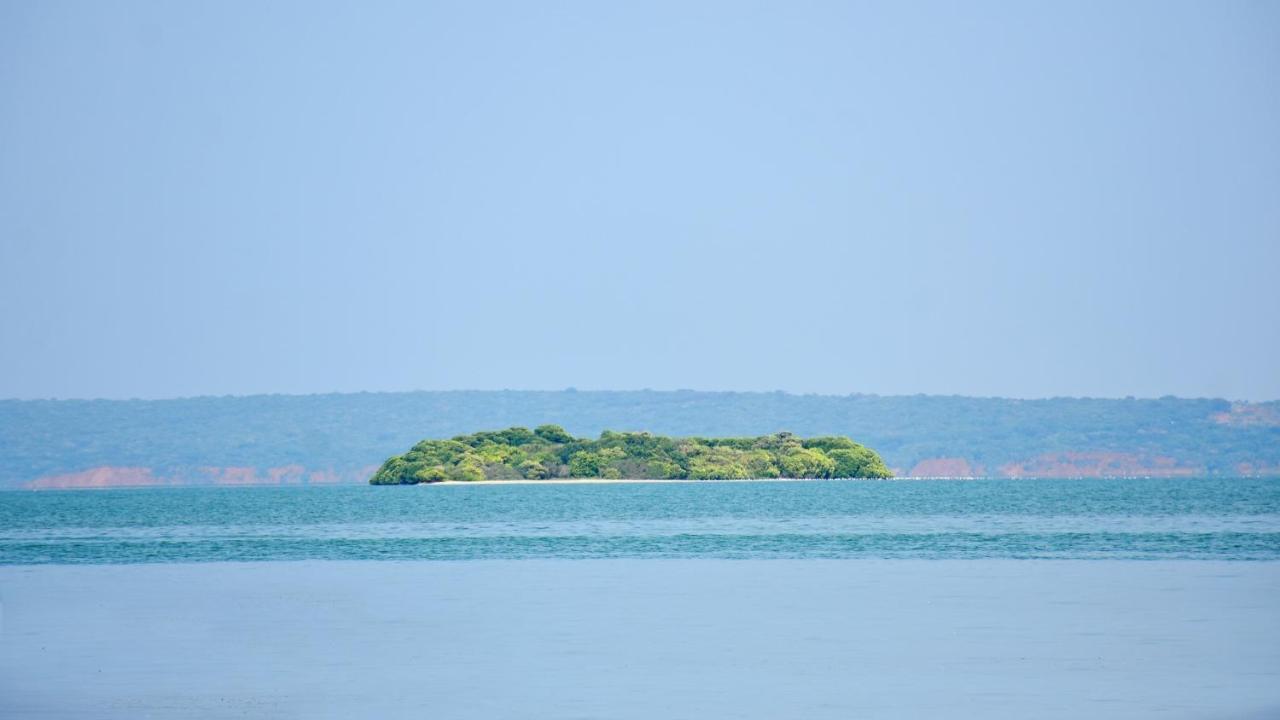 Melheim Beach 칼피티야 외부 사진