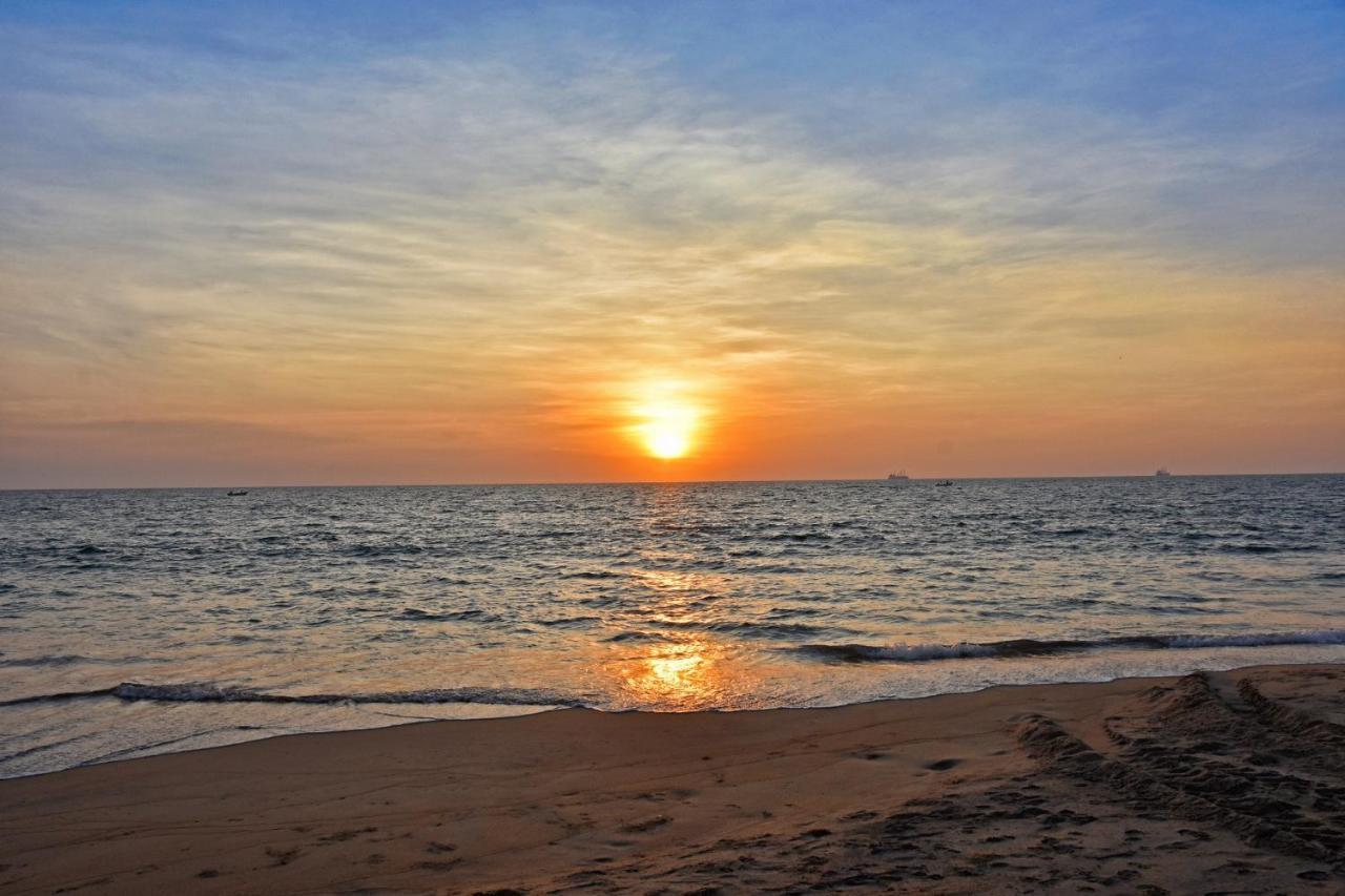 Melheim Beach 칼피티야 외부 사진